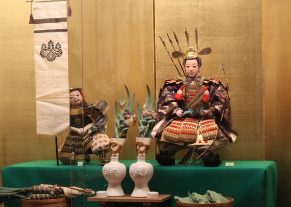 夏秋の特別展 「日本の節句飾り~正月の玩具と節句の人形飾り」